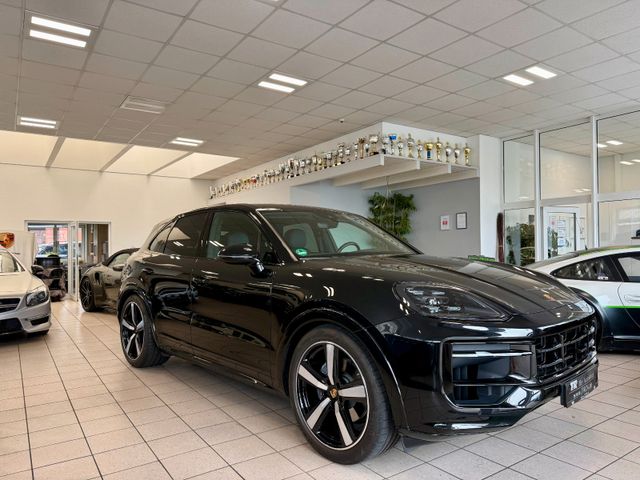 Porsche Cayenne SportDesign/Luftfederung/ACC/HUD/22Zoll