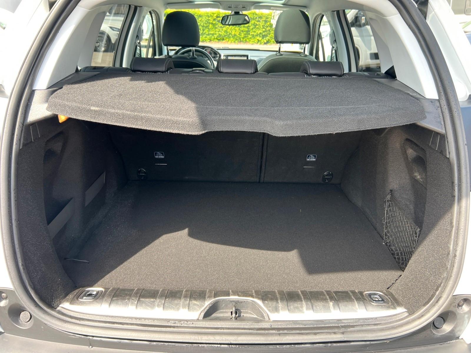 Peugeot 2008 Allure NAVI PANO SHZ AMBIENT LED