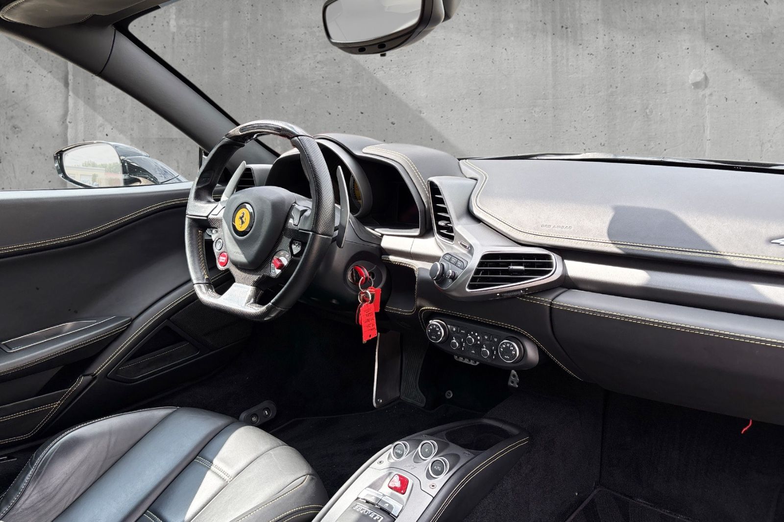 Fahrzeugabbildung Ferrari 458 Italia*LED*Carbon*iPod*TOP