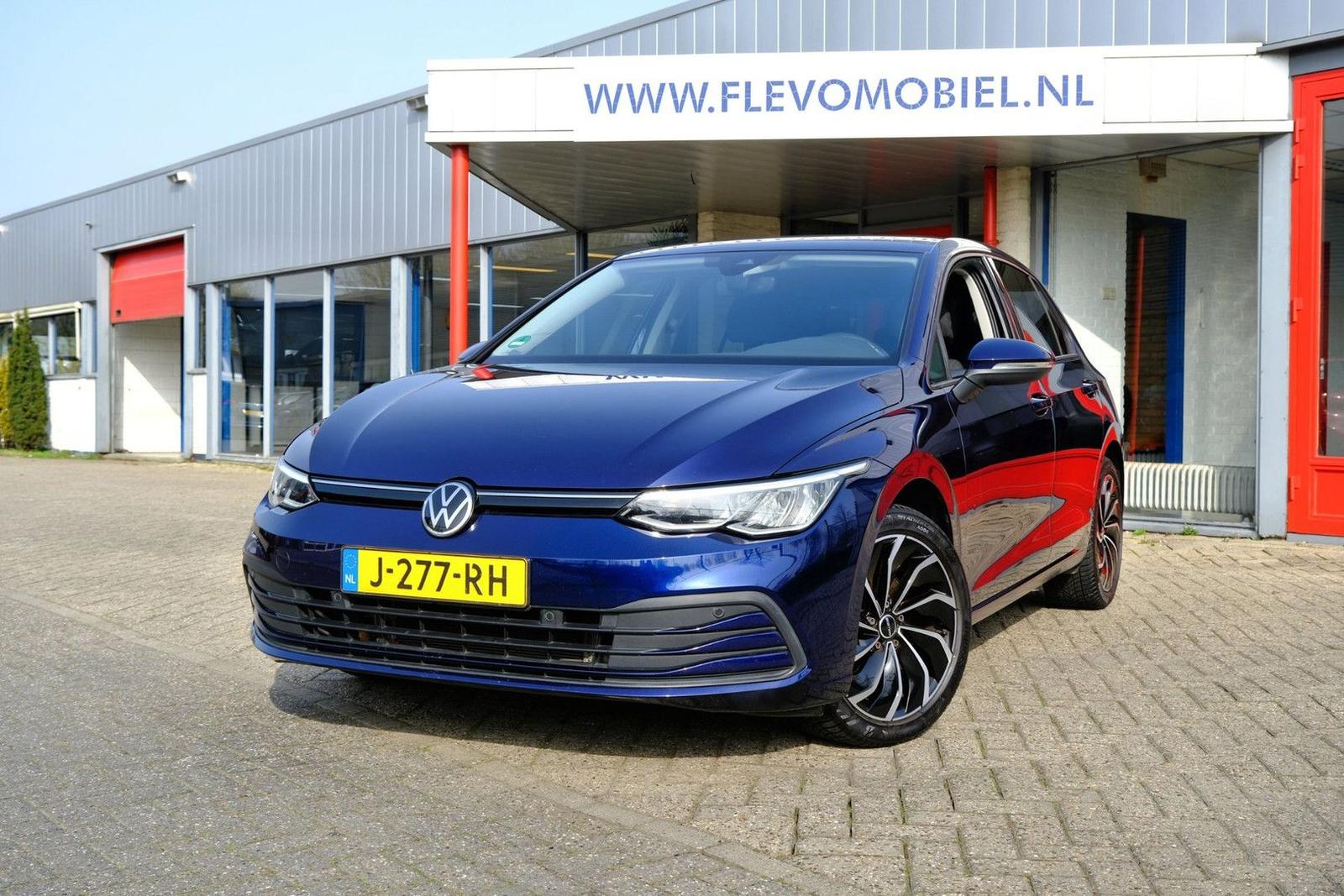 Volkswagen Golf 1.0 TSI Golf Clima|CarPlay|LMV|PDC