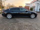 Volkswagen Arteon *LIMOUSINE*AUTOM*4*SITZHZG*NAVI*LED* - mit Diesel-Antrieb: Taxi, Limousine