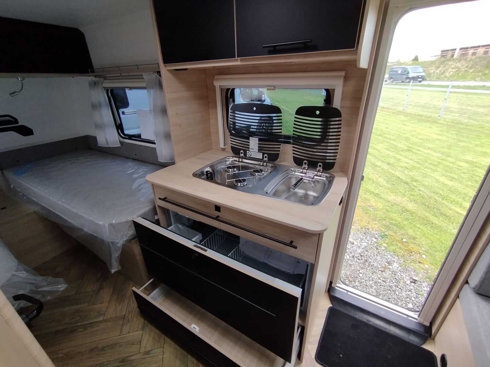 Fahrzeugabbildung Sterckeman Sport Edition 492LJ Camper + Arctic Paket Sidney