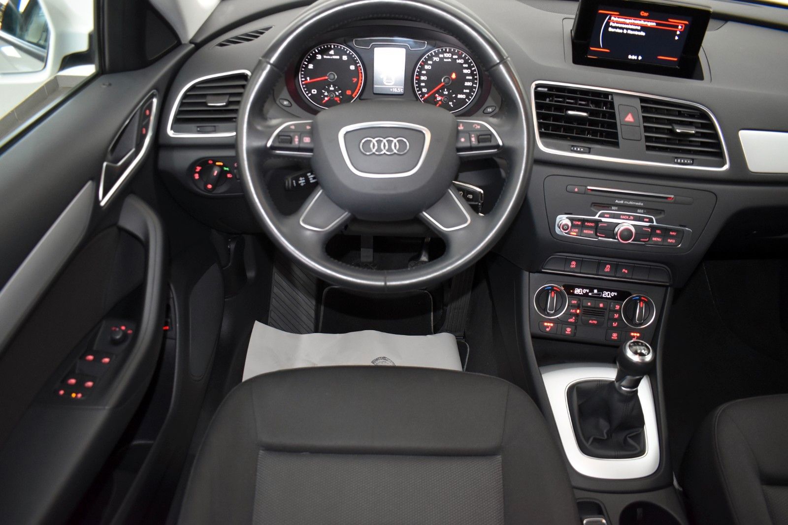 Fahrzeugabbildung Audi Q3 Ultra Navi,LED,SH,PDC,WR