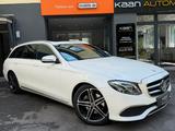 Mercedes-Benz E 300d T/LED/LEDER/WIDE/DACH/KAM/NAVI/ACC/AHK - Mercedes-Benz E 300 in Köln
