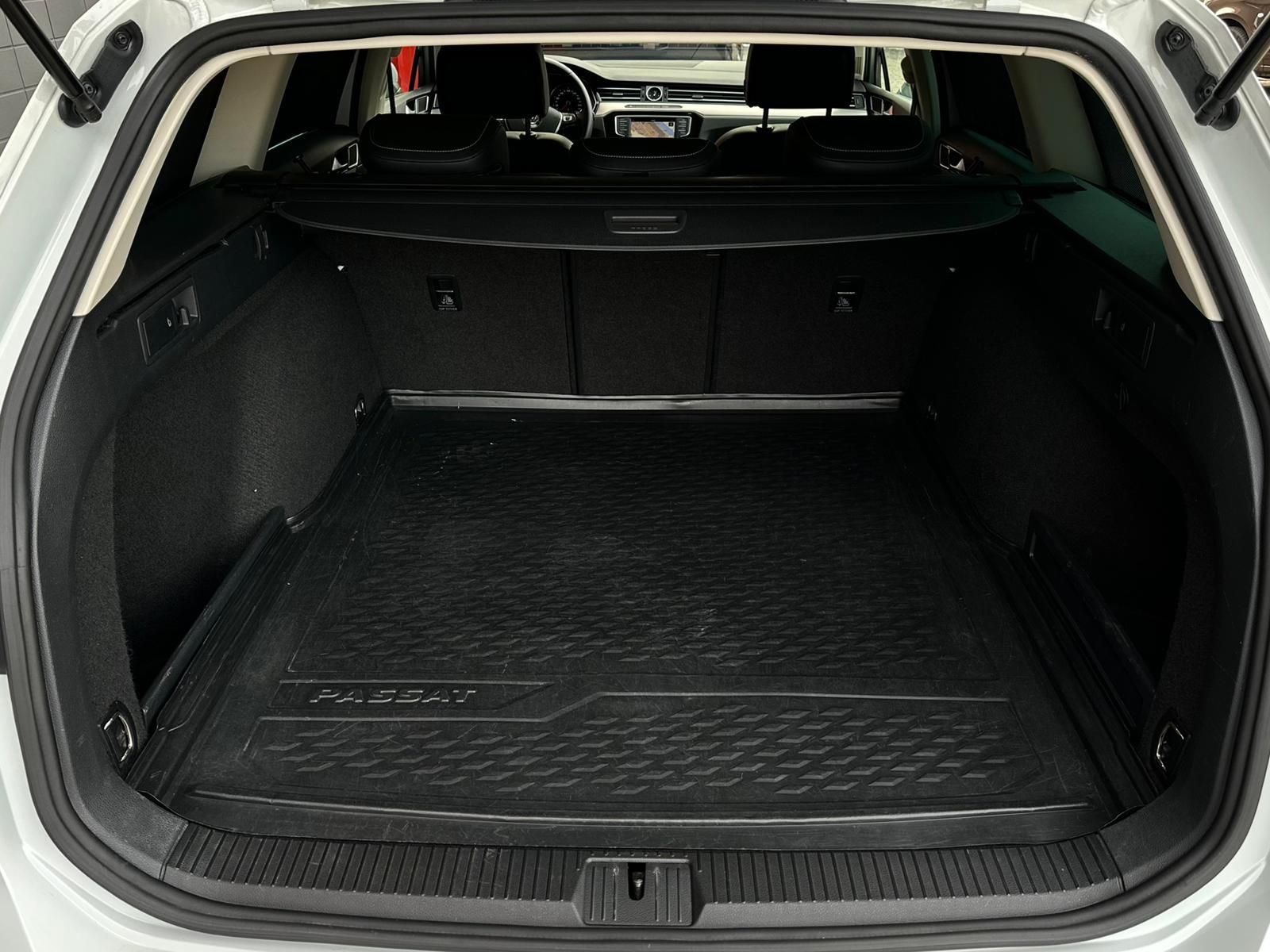 VW Passat Variant 1.4TSI BMT HIGHLINE* LED#SHZ#FH - Image 7