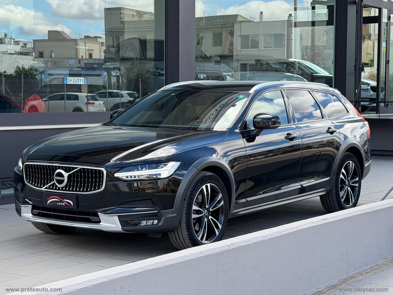 VOLVO V90 Cross Country