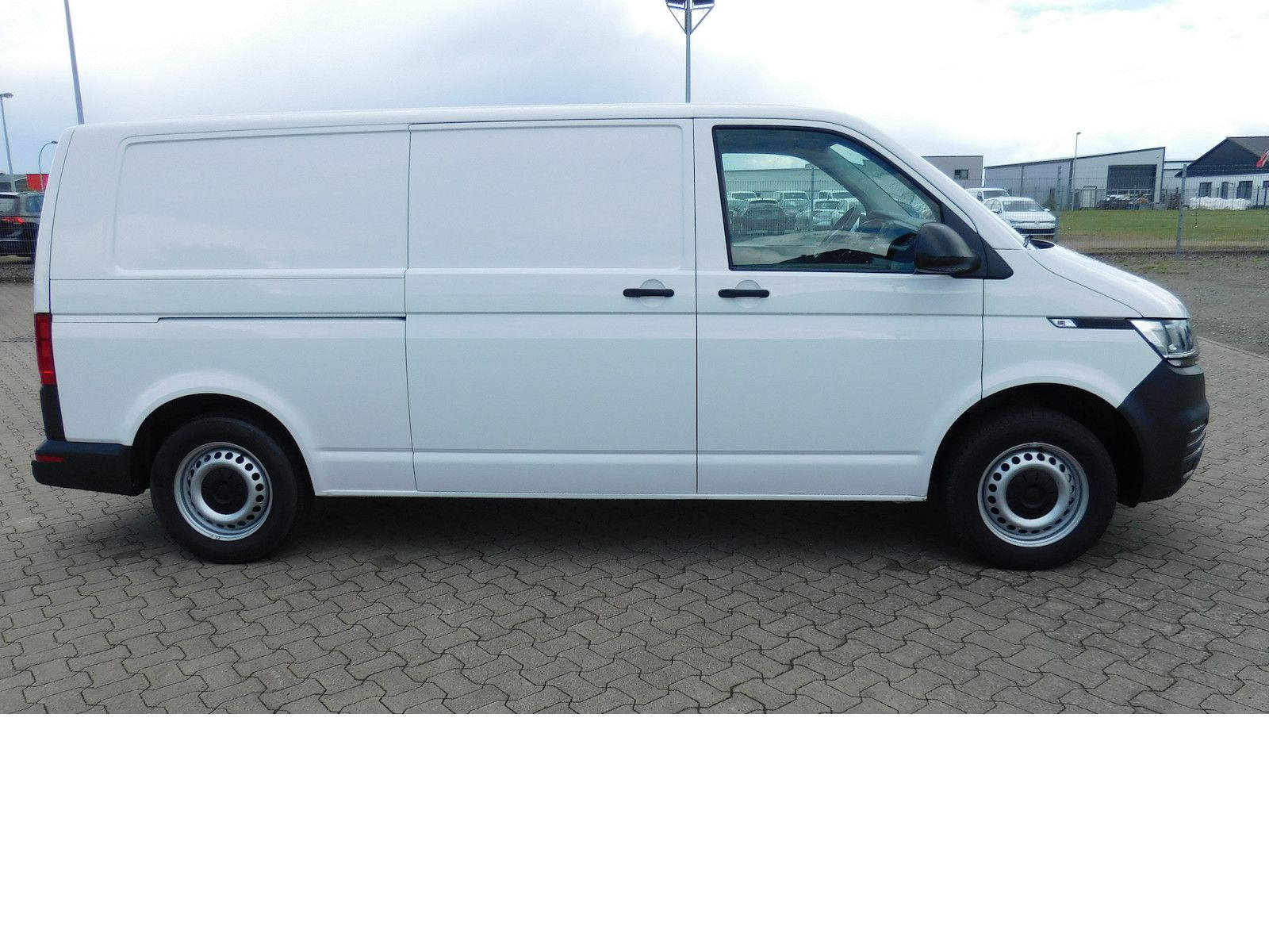 Volkswagen T6.1 Transporter 1 Abt e- Lang 4-Gang Automatic imagem 2