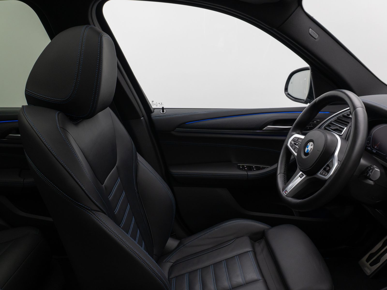 Fahrzeugabbildung BMW X3 xD30d M Sport Panorama Laser 360°HUD DAB HiFi