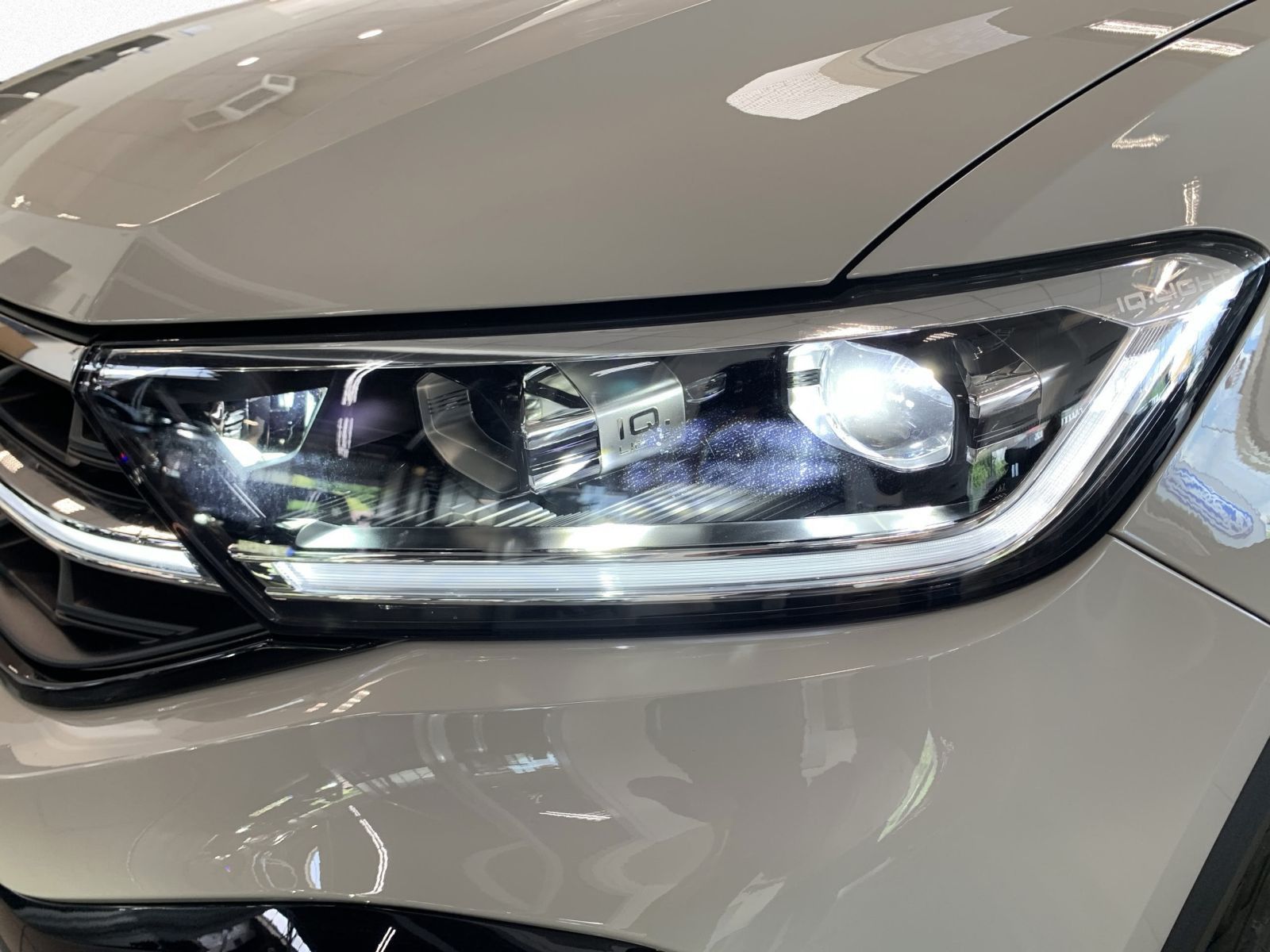 Volkswagen T-Roc - Bild 7