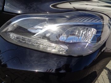 Mercedes E 200 - 7