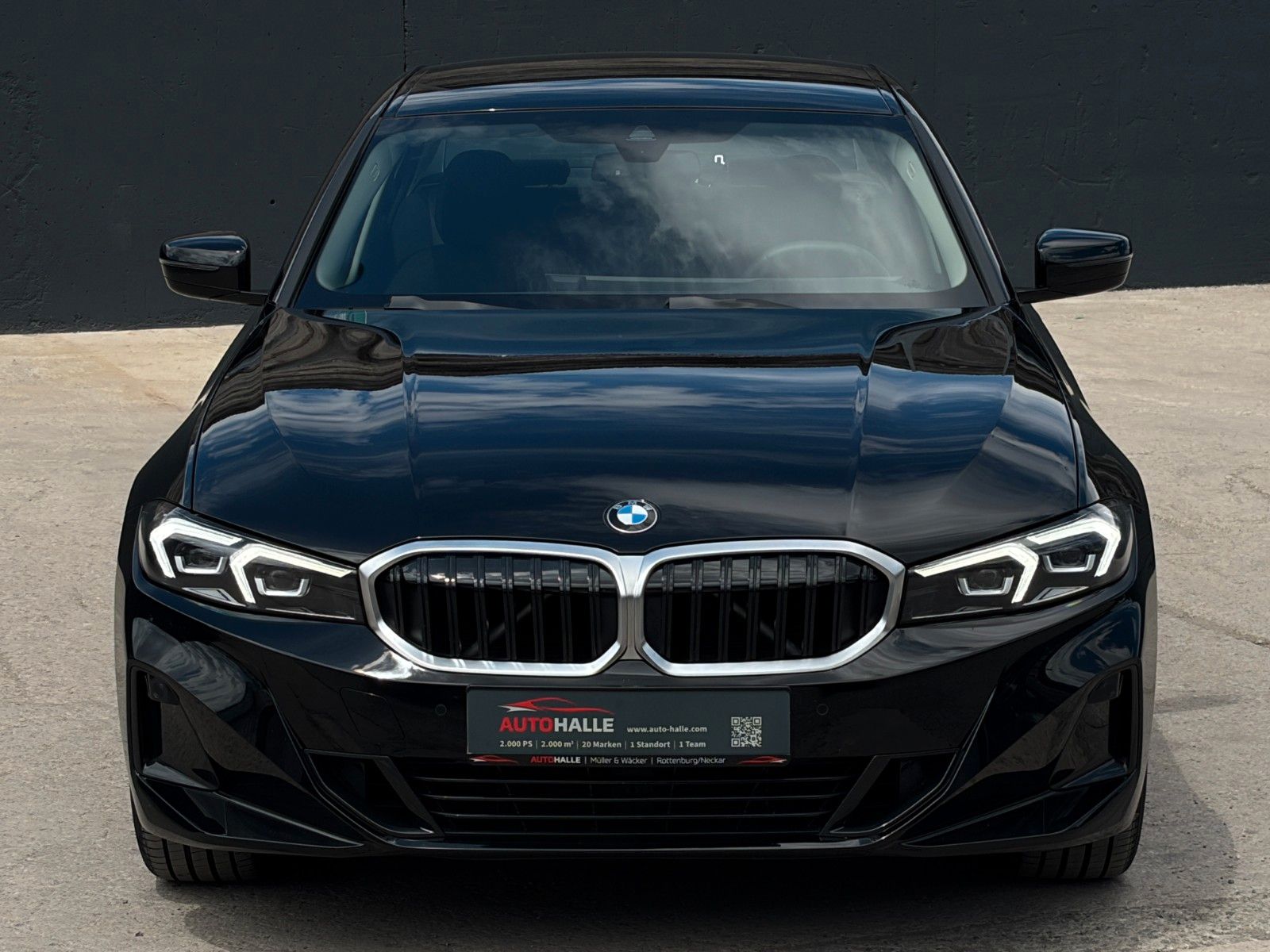 Fahrzeugabbildung BMW 318i Limo Cockpit+ Alarm Ambiente 3-ZKlima CAM