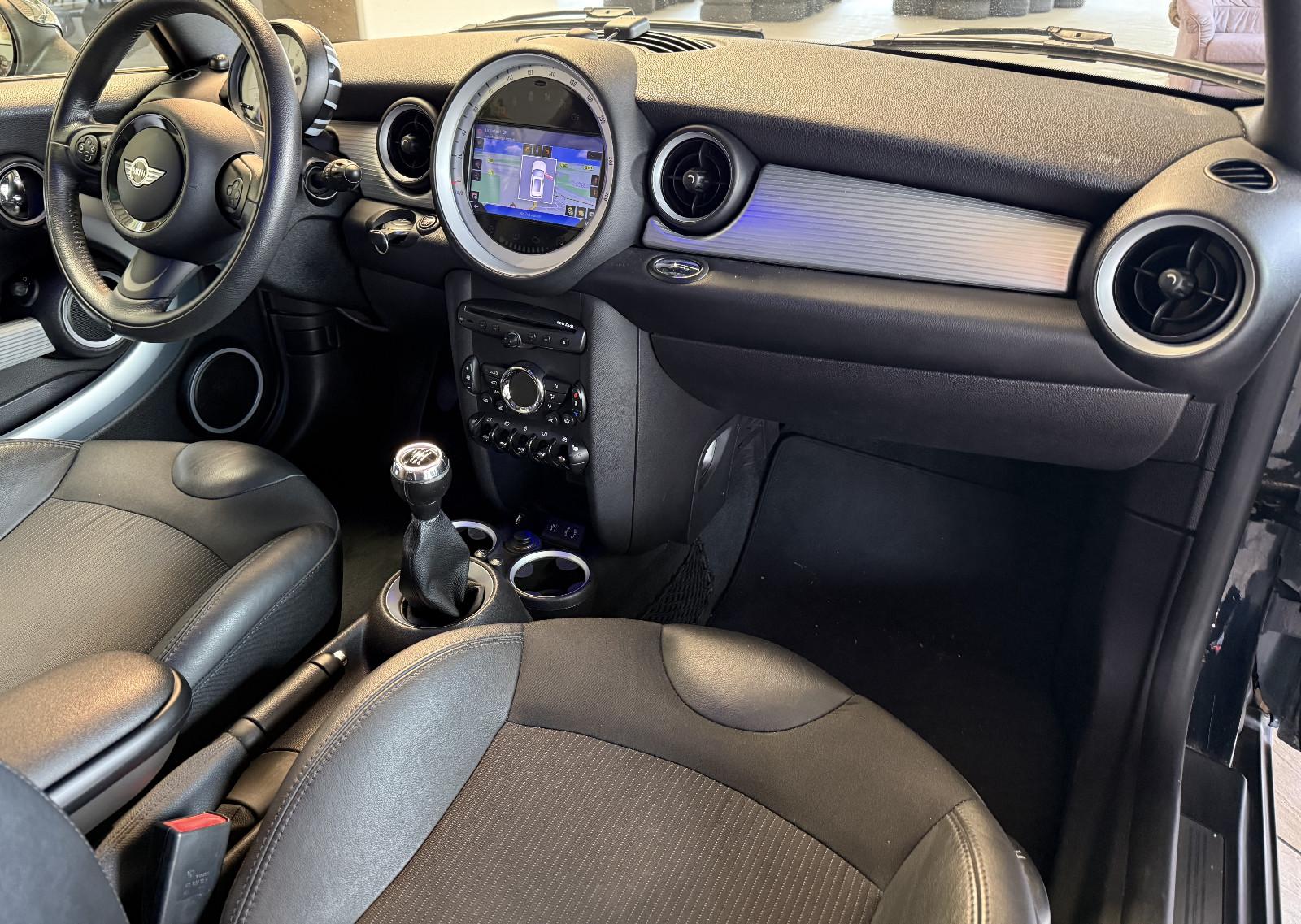MINI COOPER Mini Cooper*NAVI*SITZH.*TEMPOMAT*