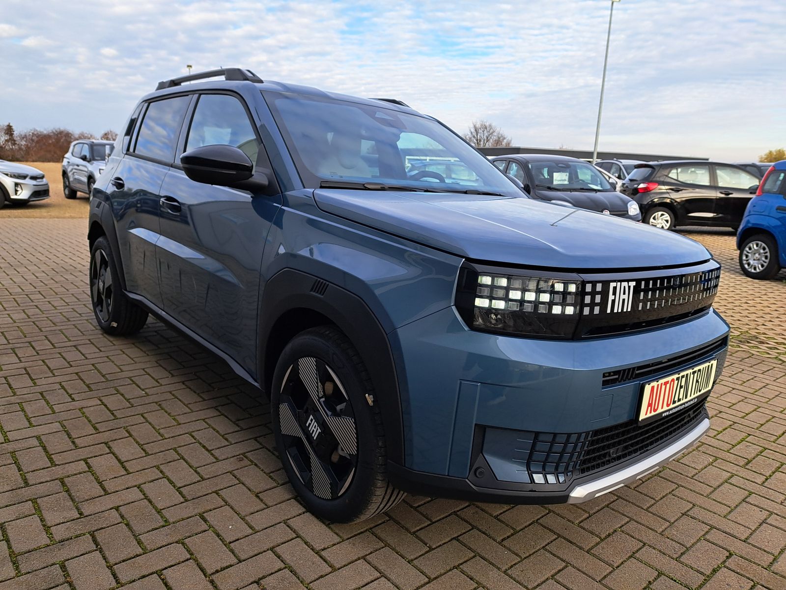 Fahrzeugabbildung Fiat Grande Panda La Prima Hybrid AUTOM. SITZHEIZUNG