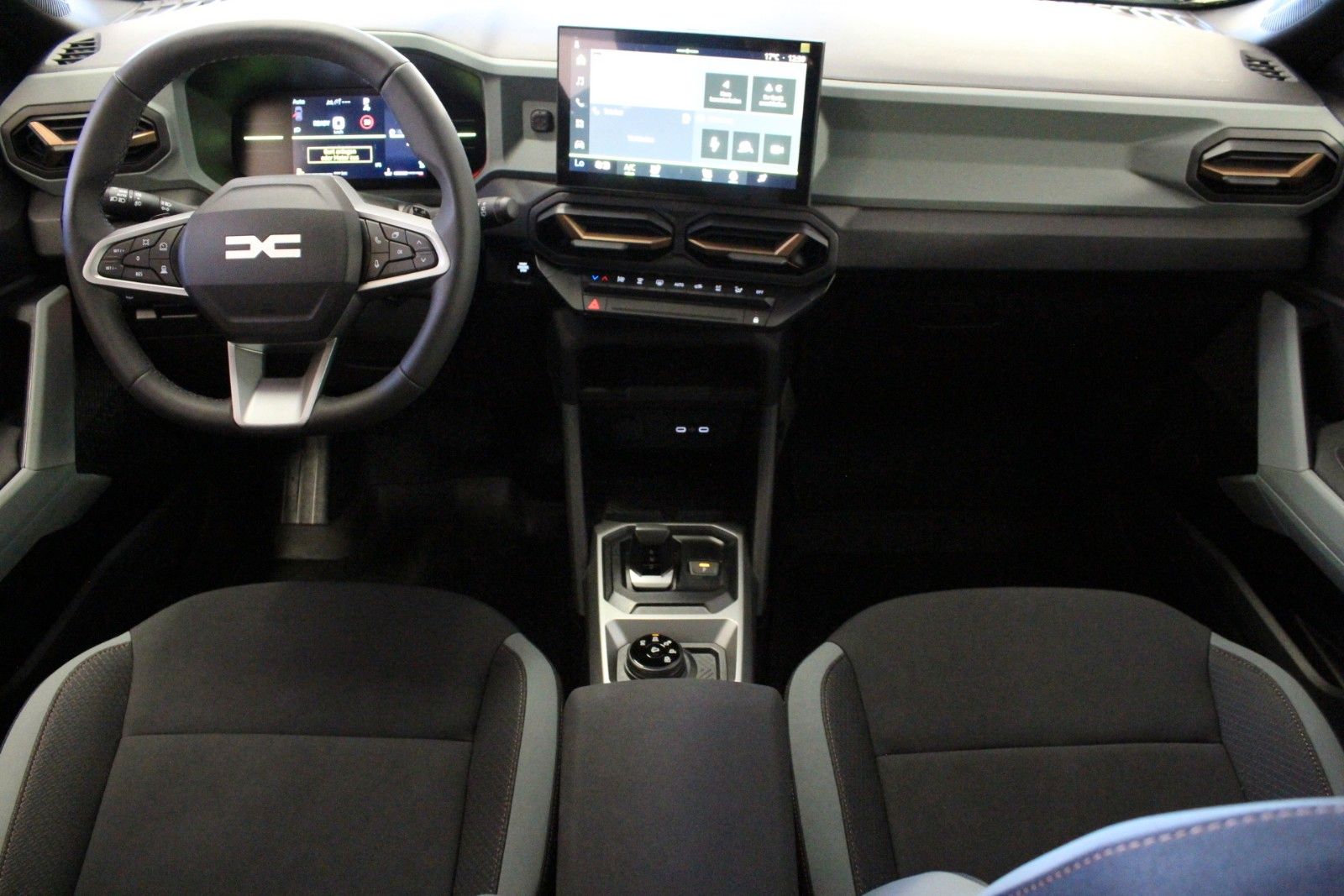 Fahrzeugabbildung Dacia Duster hybrid-G 150 4x4 Extreme MY26