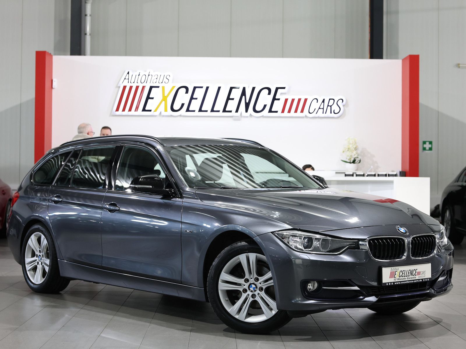 BMW 318d Touring blue PERFORMANCE SPORT / PANORAMA