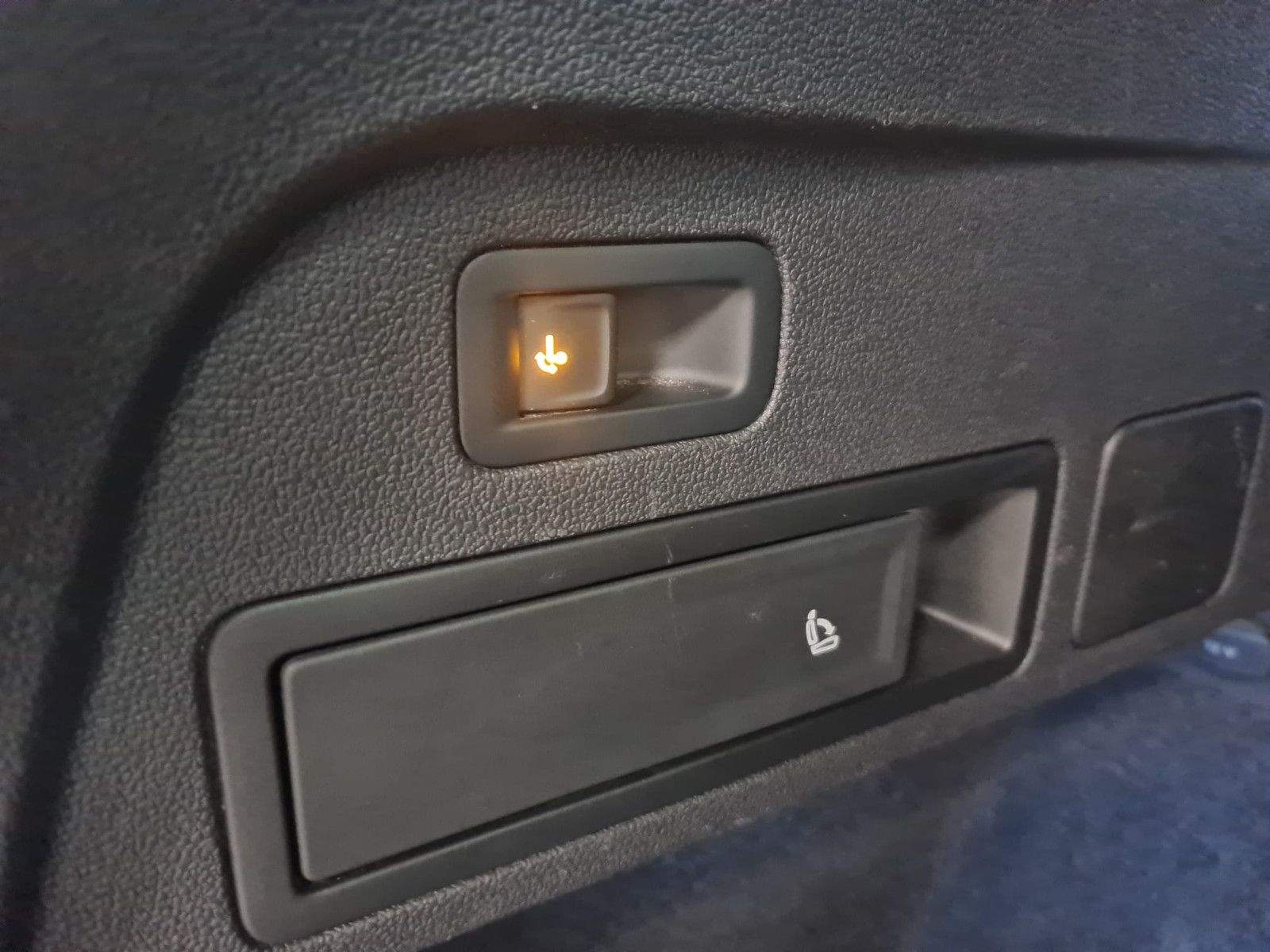 Fahrzeugabbildung SEAT Tarraco Xcellence 4Drive / LED / AHK / PANORAMA