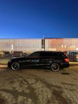 Mercedes-Benz T-Model E200 - Mercedes-Benz E 200 in Halle