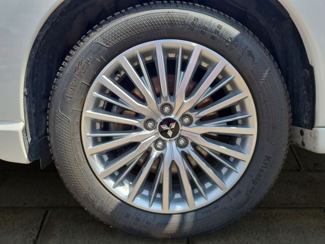 Outlander 2.4 4WD Plug-In Hybrid Diamant