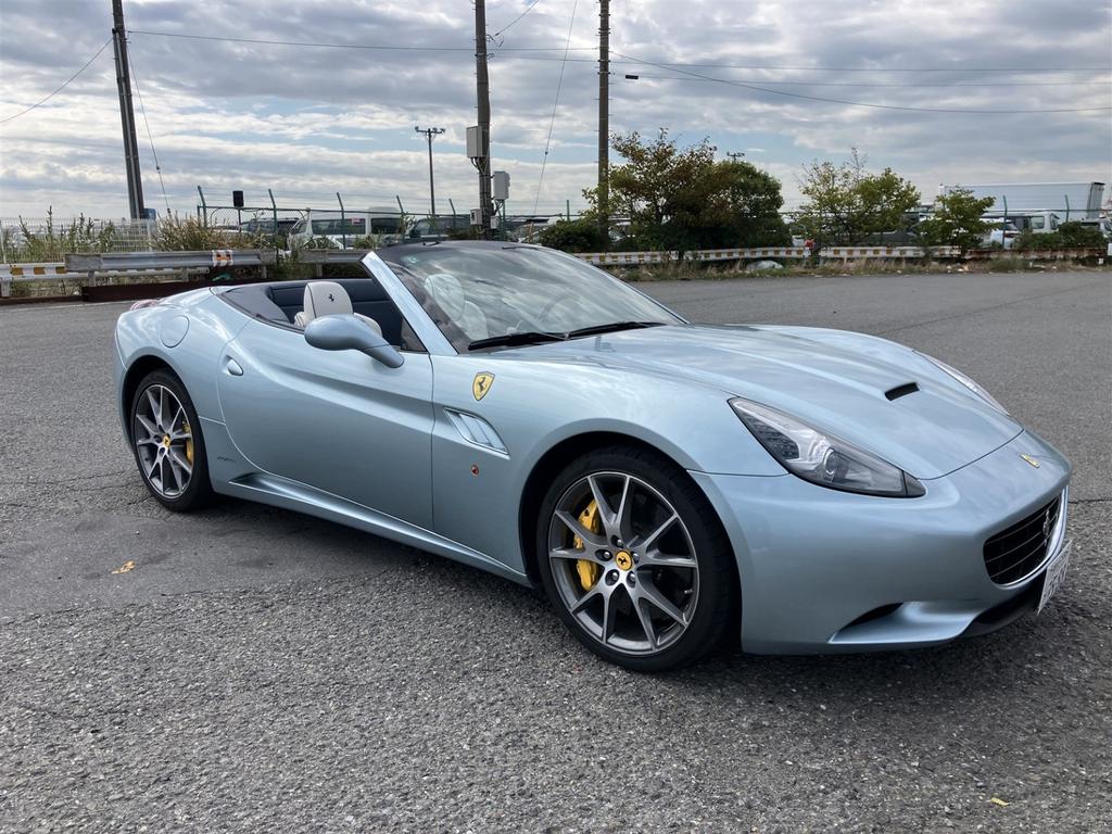 Ferrari California