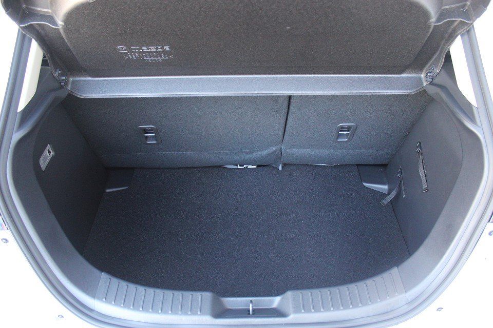 Fahrzeugabbildung Mazda 2 M-Hybrid Homura G-90 ACAA RFK SHZ TEMPOMAT BLU