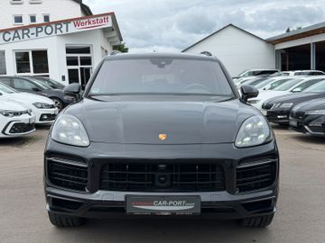 Porsche Cayenne - 4