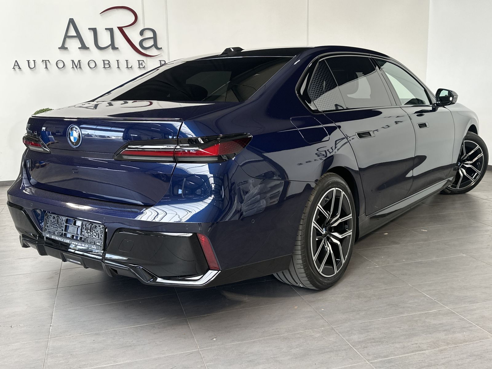 Fahrzeugabbildung BMW i7 xDrive60 M-Sport Pro NAV+LASER+PANO+HUD+360°