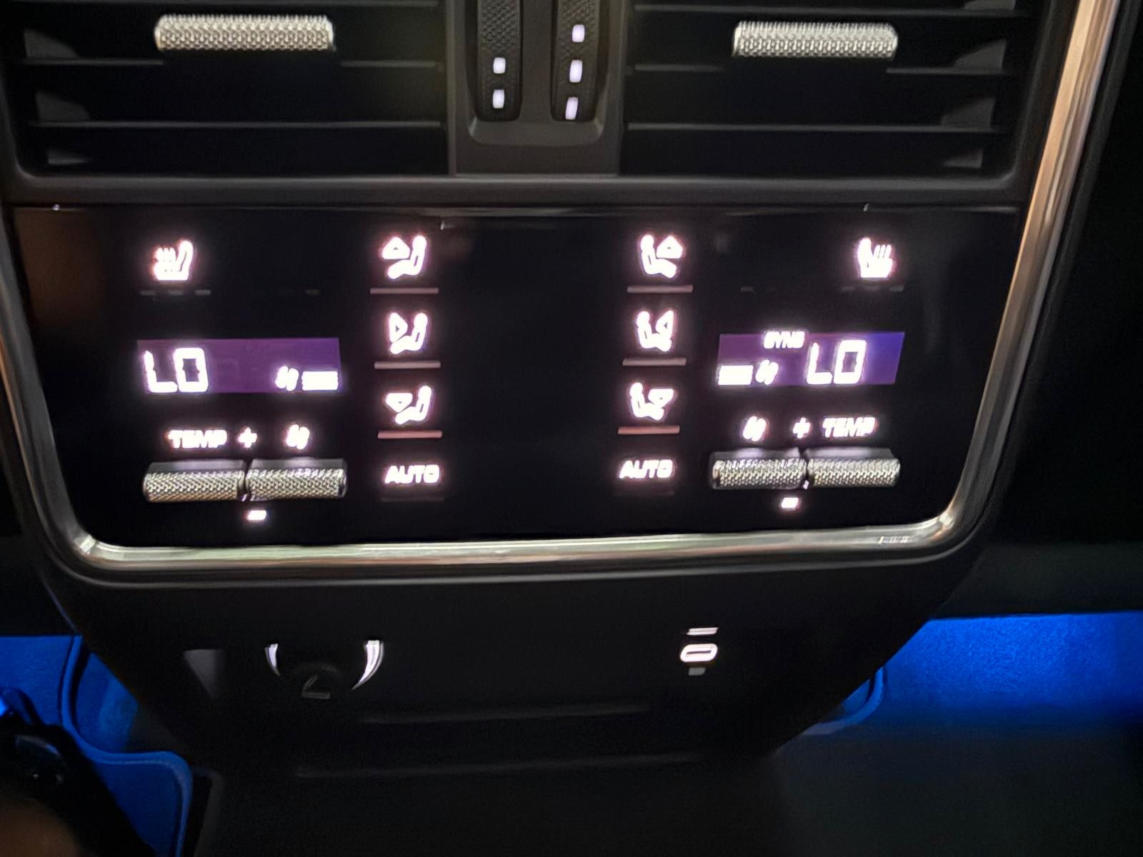 Porsche Cayenne GTS PANO ACC StandH BOSE MATRIX 21 foto 24
