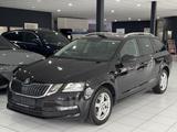 Skoda Octavia Combi Soleil*LED*CARPLAY*NAVI* - Skoda Octavia Gebrauchtwagen in Stuttgart