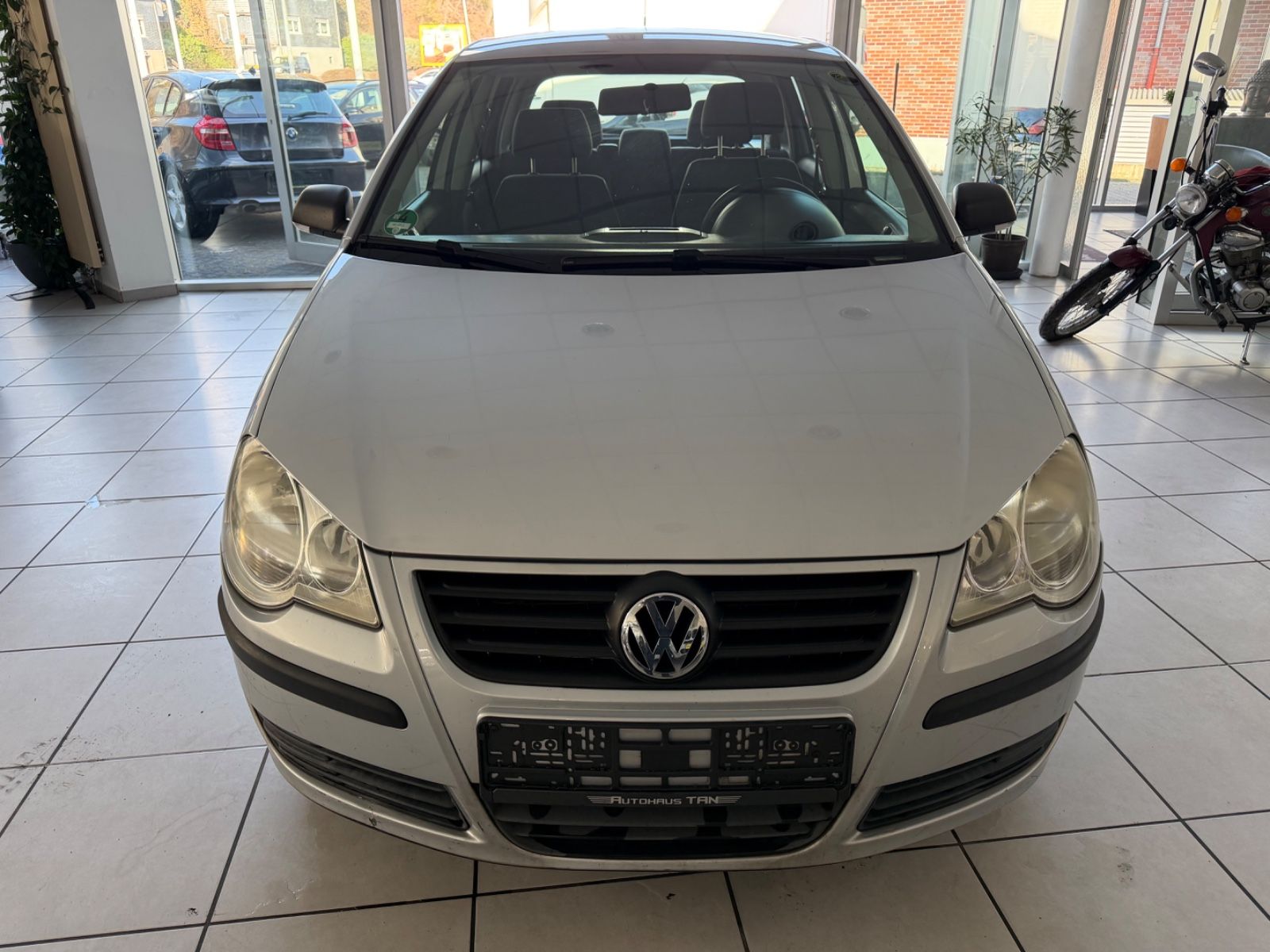 Fahrzeugabbildung Volkswagen Polo IV Trendline