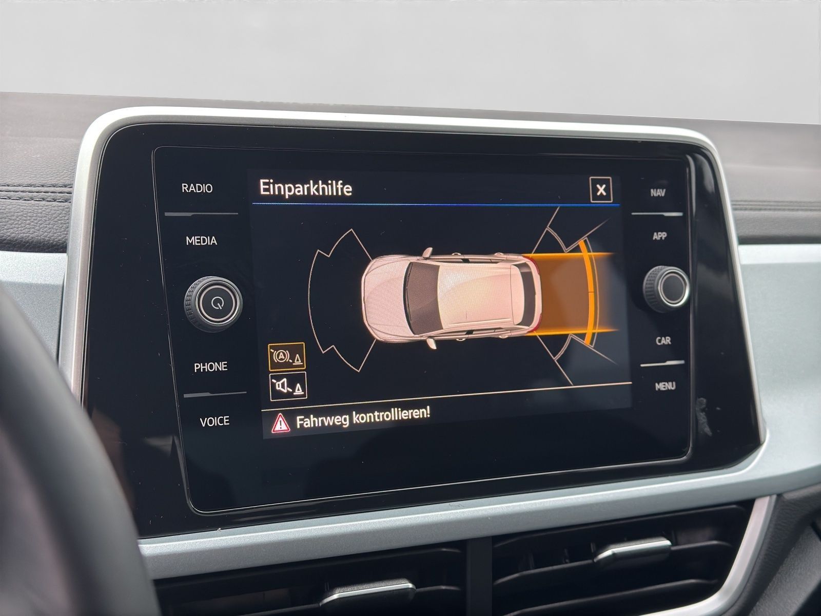 Volkswagen T-Roc - Bild 13