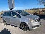 Opel Zafira B CATCH ME/ - Opel Zafira aus 2007 mit Diesel-Antrieb