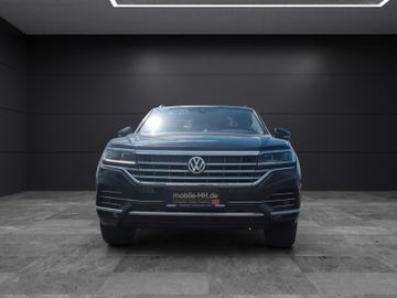 Volkswagen Touareg - 2