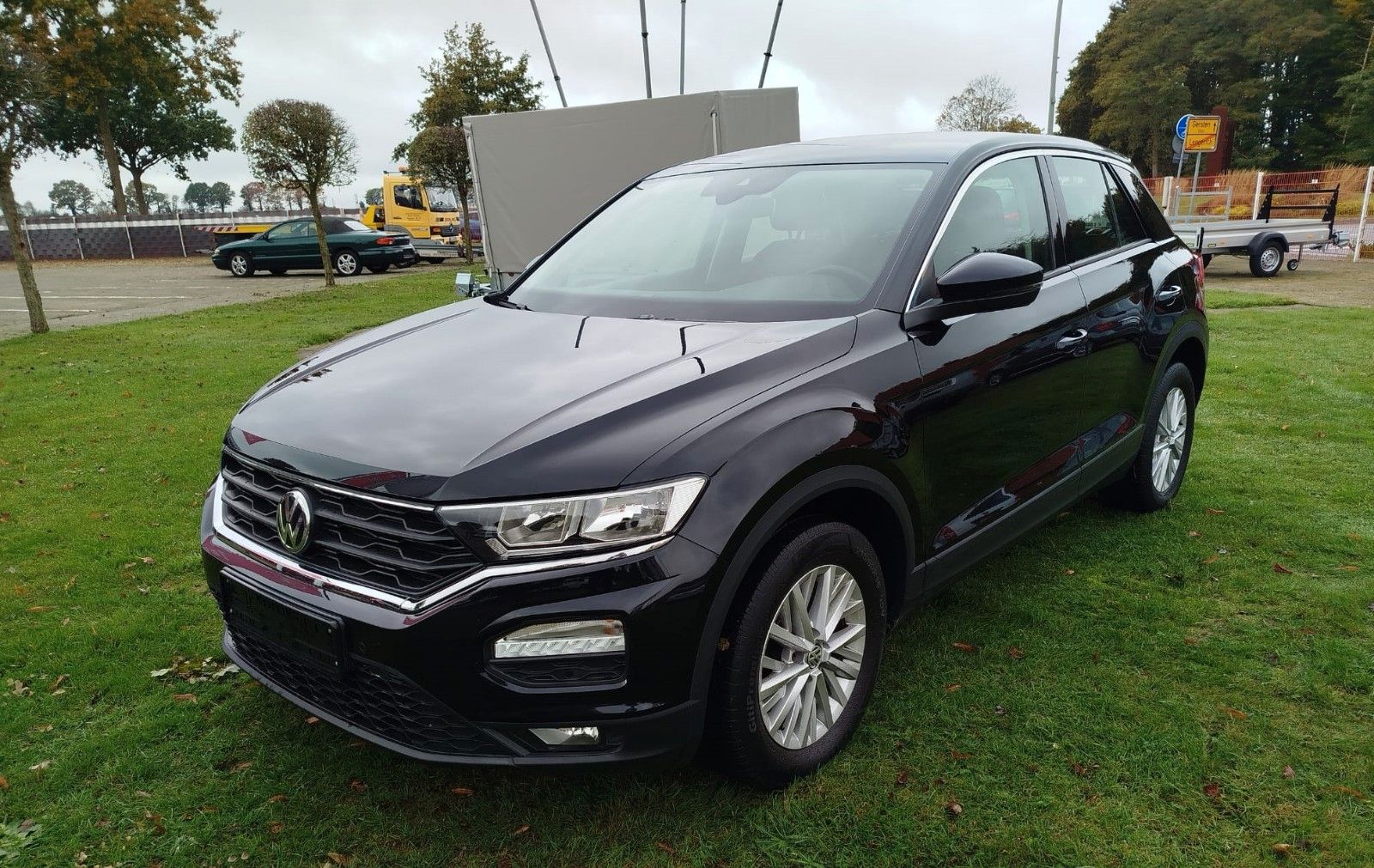 VW T-Roc Basis
