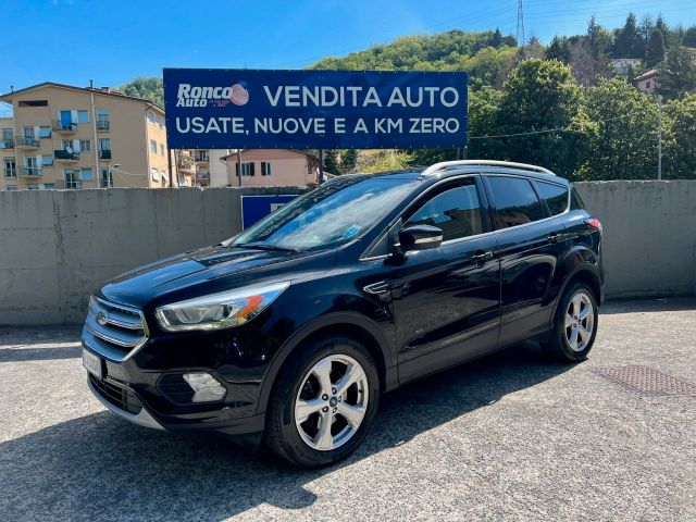 Ford Kuga 2.0 TDCI 150 CV S&S 4WD Titanium