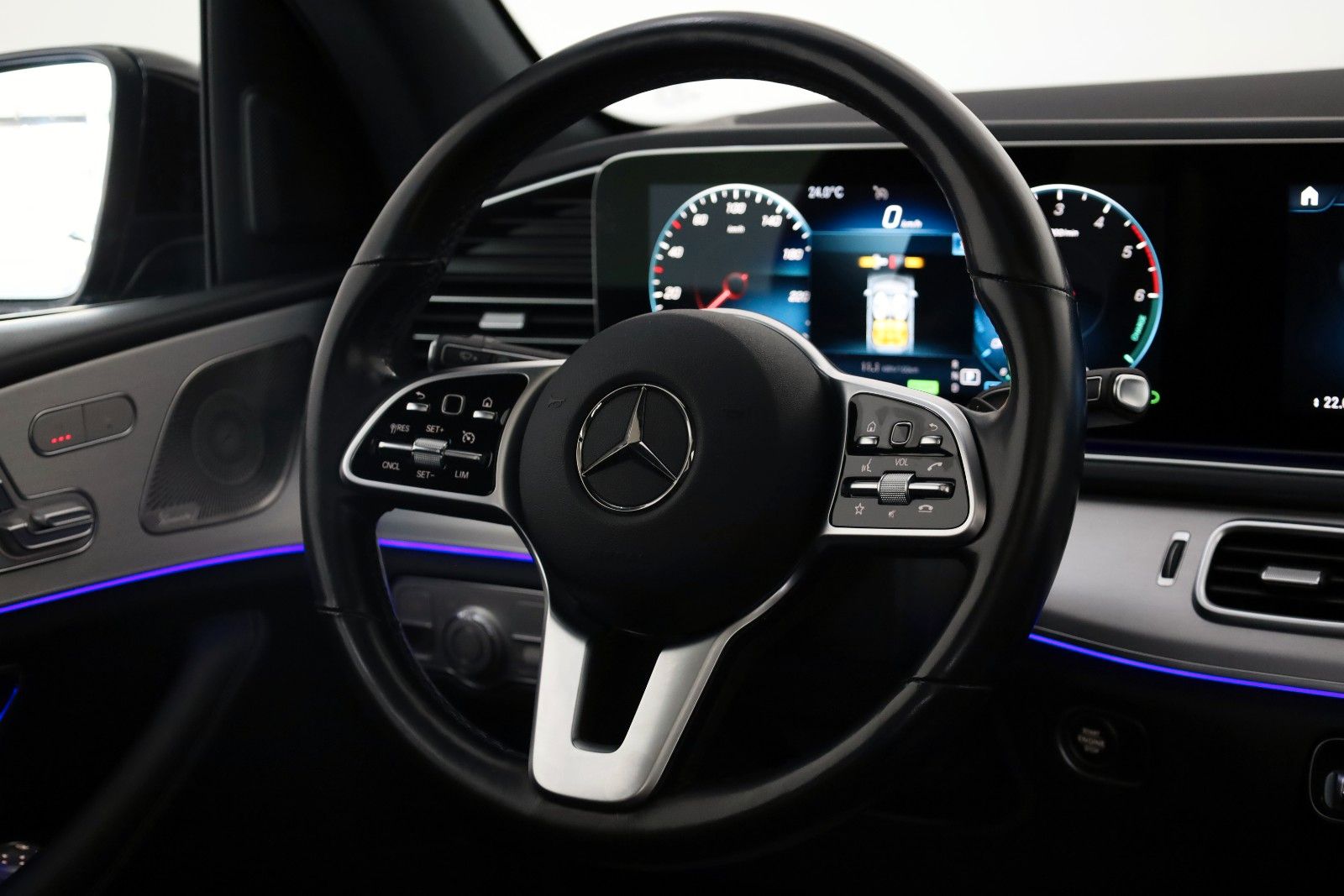 Fahrzeugabbildung Mercedes-Benz GLE 350 de 4M Navi,LED,SH,360°Kamera,Panoram,AHK