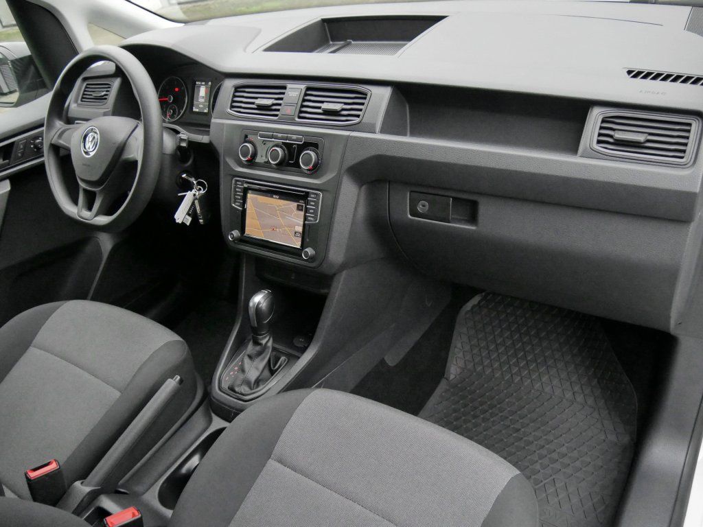 Fahrzeugabbildung Volkswagen Caddy Maxi Kasten 2.0 TDI DSG PDC hi. Navi Klima