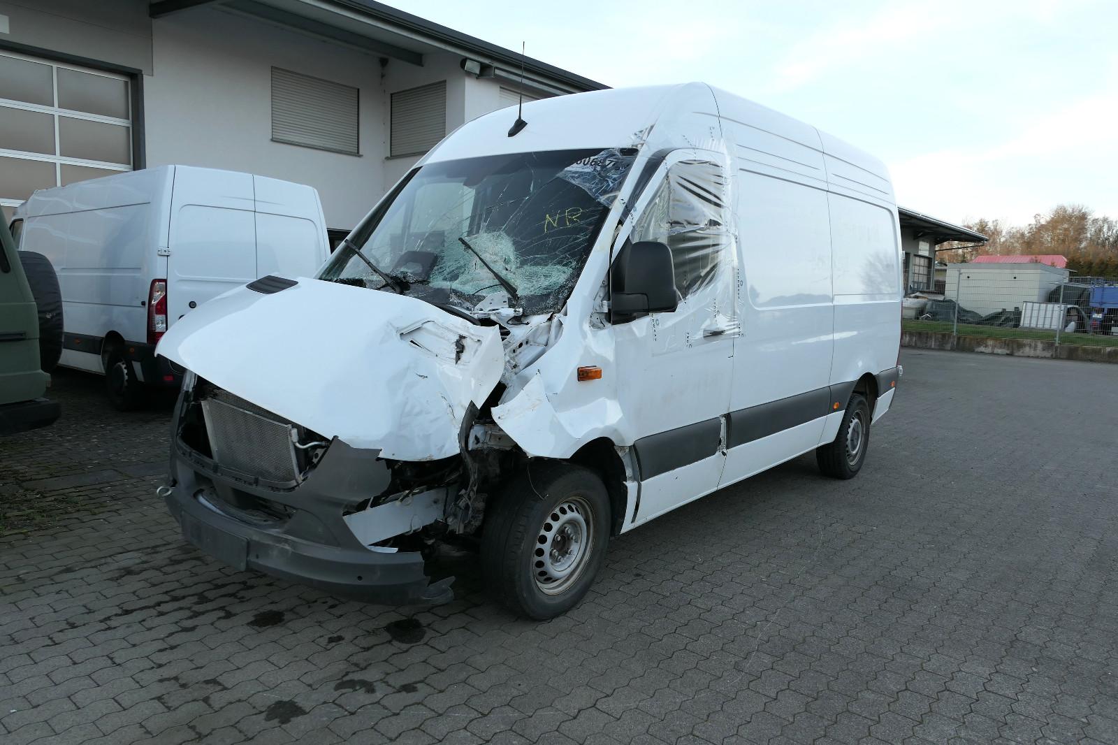 Mercedes-Benz Sprinter 317 CDI L2H2 Klima Navi 9G-Tronik MOPF