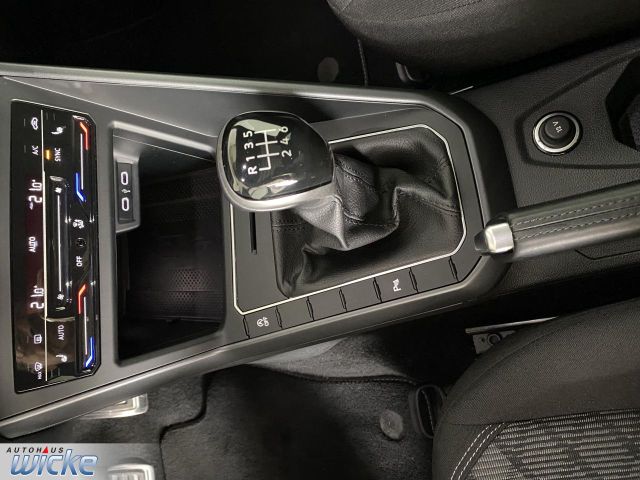 Taigo 1.0 TSI R-Line NAVI KLIMA AHK LANE ASSIST