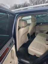 Volkswagen Touareg 3.0 V6 TDI Dynaudio, Panorama, Holzlenkr - Volkswagen Touareg: 3.0