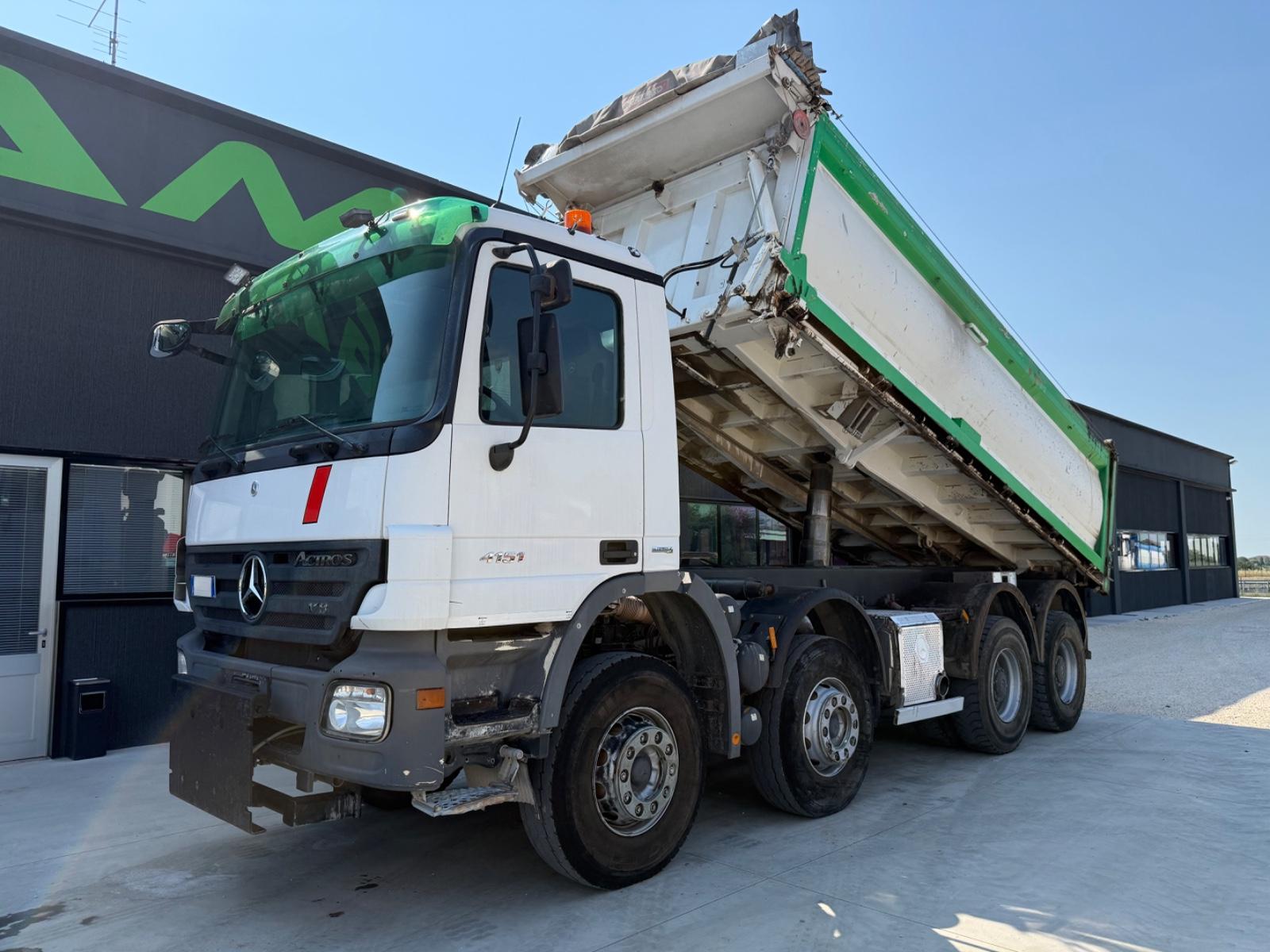 Mercedes-Benz Actros 4151K V8 Kipper 20cbm 8x4 40Ton Euro5