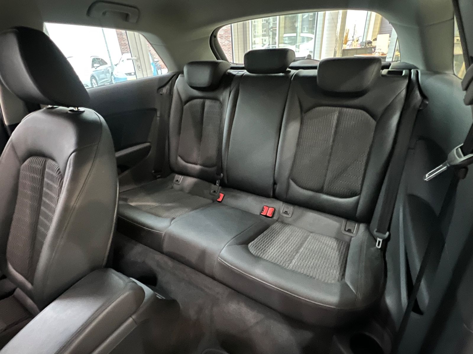Fahrzeugabbildung Audi A3 ambiente 1.4  *LEDER*TEMPOMAT*