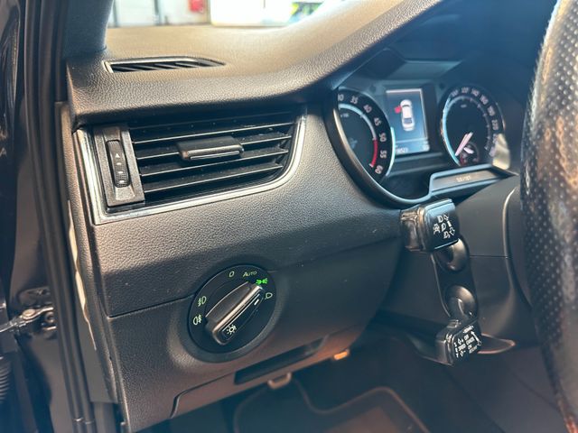 Skoda Octavia Lim. RS *1Hand*Memory*ACC*