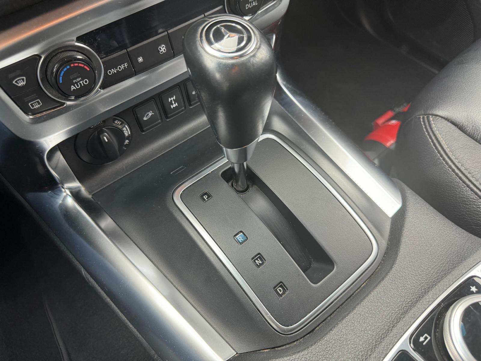 Fahrzeugabbildung Mercedes-Benz X350d POWER/4MATIC/STANDHZ/LED/KEYLES/360°/AHK