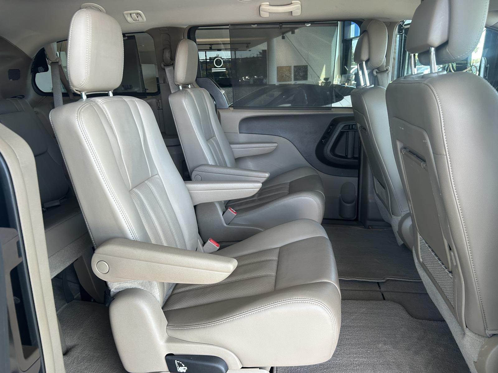 LANCIA VOYAGER 163 CH BVA - VOLANT EN CUIR - SELLERIE CUIR - 7 PLACES