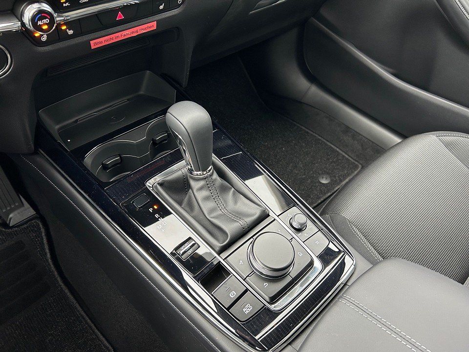 Fahrzeugabbildung Mazda CX-30 SKY-X 186 AT FWD EXCLUSIVE BOSE+HEADUP+360