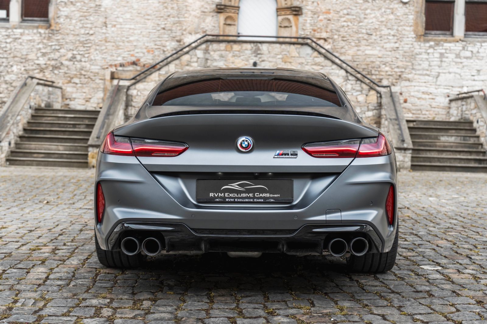 Fahrzeugabbildung BMW M8 Competition GC Head Up Laserlicht H&K 360°
