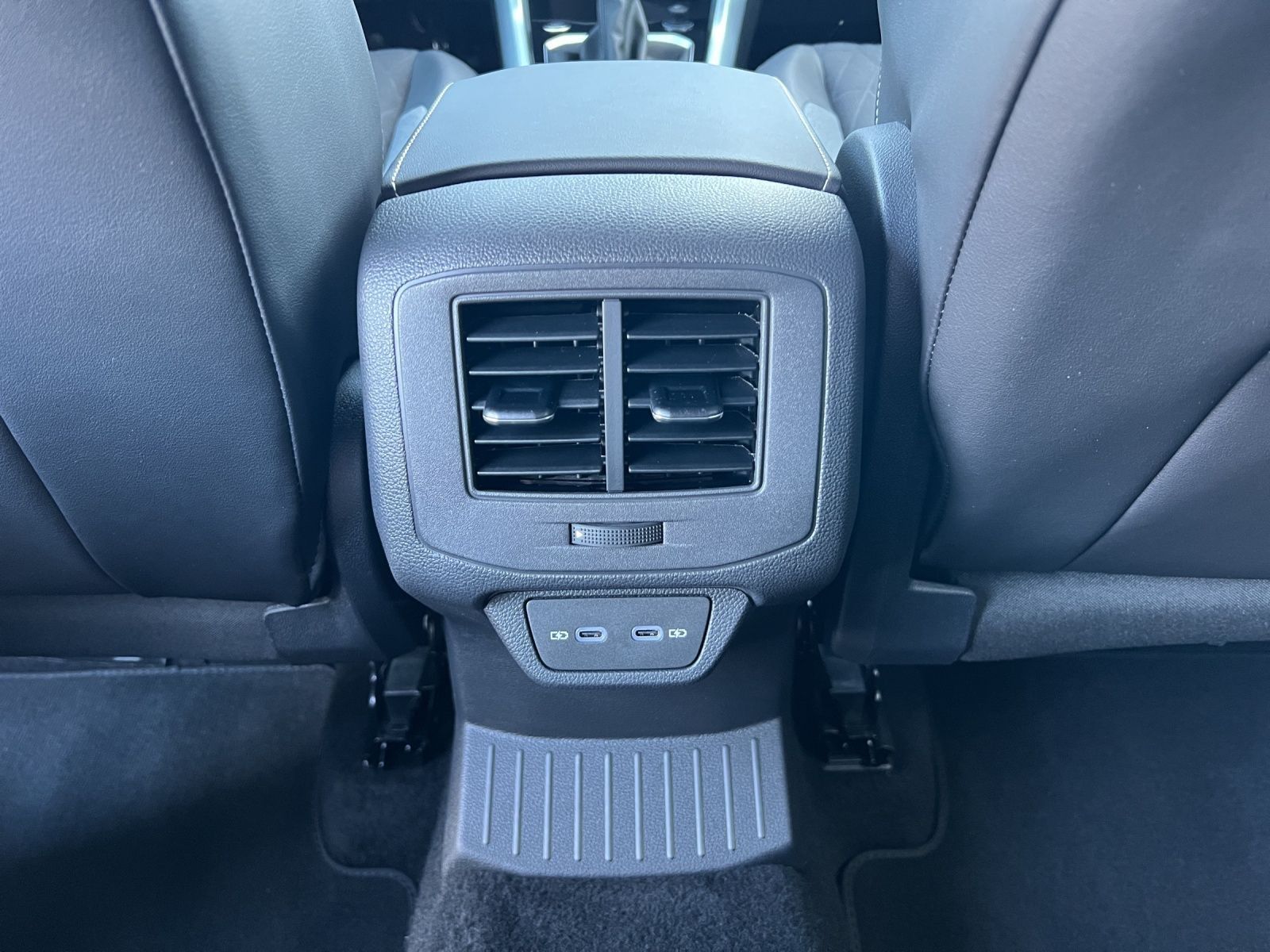 T-Roc Goal 2.0 TDI DSG AHK*Navi*ACC