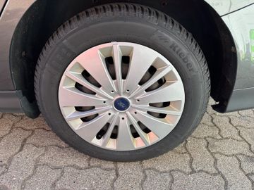 Ford Focus - 8