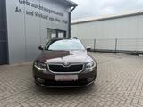 Skoda Octavia Combi Elegance*DSG*NAVI*2HAND*TEMPOMAT - Skoda Octavia: Kombi, Elegance