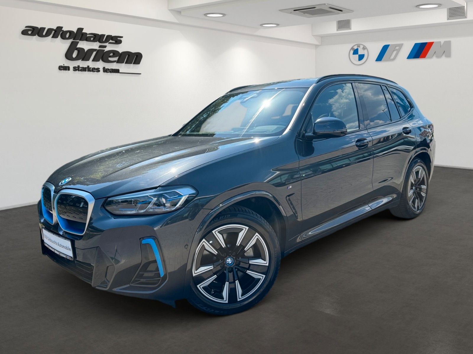 BMW iX3 M Packet, Head-up Display, Gestiksteuerung